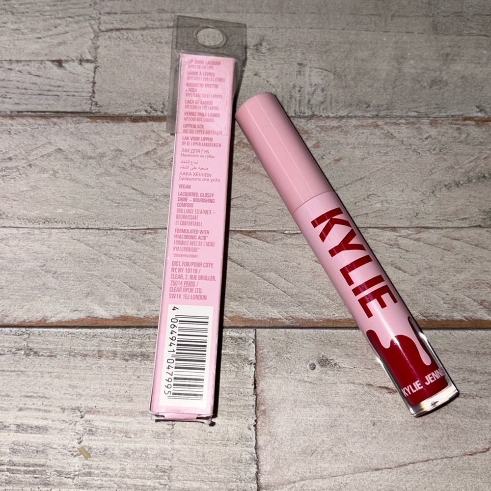 Kylie Jenner Lip Shine Don't @ Me (416) - Picture 4 of 10